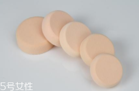 粉撲用什么清洗最好？卸妝產(chǎn)品可清洗