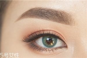 如何化妝使眼睛變大？落日線放大雙眼