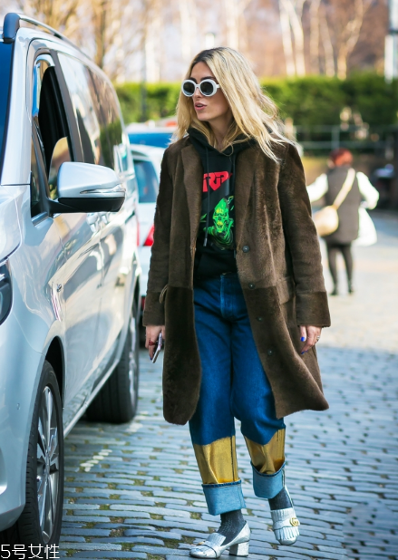 冬天襪子怎么搭配？冬季襪子這樣穿才時(shí)尚