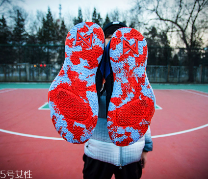 nike pg2上腳實(shí)戰(zhàn)測(cè)評(píng) 耐克泡椒二代讓你驚艷 nike pg2上腳實(shí)戰(zhàn)測(cè)評(píng) 耐克泡椒二代讓你驚艷