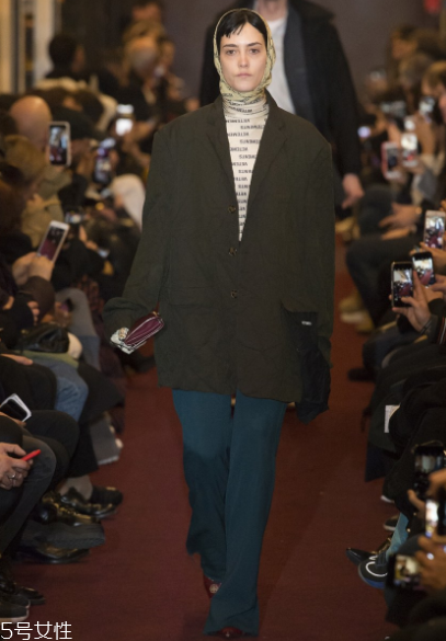vetements2018秋冬系列服裝怎么樣_好看嗎？