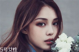 2018秋冬酒紅色眼妝怎么畫？神秘又有女人味的妝容