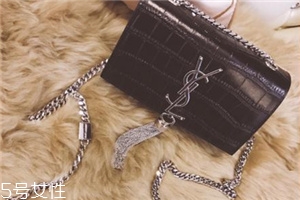 ysl流蘇包多少錢？伴隨明星出鏡率最高的包包