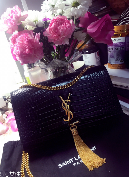 ysl流蘇包氧化怎么辦？這幾個(gè)細(xì)節(jié)千萬(wàn)要注意