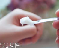 面霜抹后肌膚變暗是什么原因？油脂被氧化