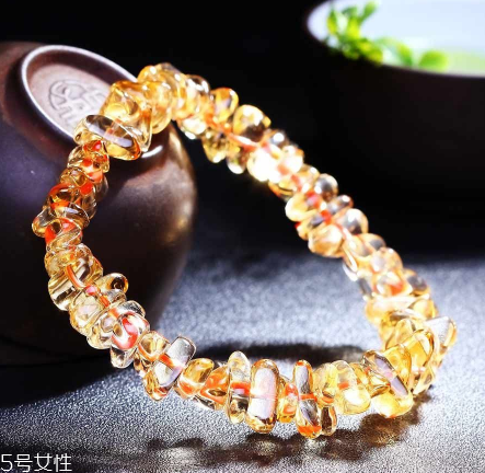 黃水晶可以碰水嗎？你不知道的水晶小知識