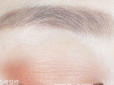 單眼皮怎么化大眼妝？媲美開眼角的大眼妝