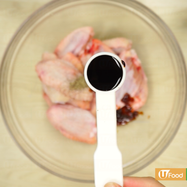 雞翅的做法大全家常 3款簡(jiǎn)易雞翼食譜 雞翅的做法大全家常 3款簡(jiǎn)易雞翼食譜