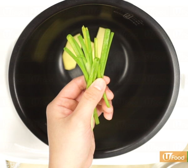 豉油雞的做法電飯鍋 3步電飯煲輕松搞定 豉油雞的做法電飯鍋 3步電飯煲輕松搞定