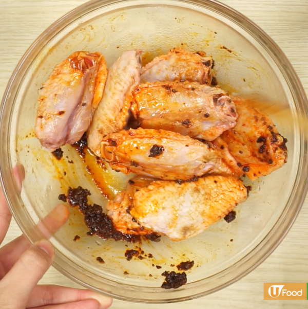 雞翅的做法大全家常 3款簡(jiǎn)易雞翼食譜 雞翅的做法大全家常 3款簡(jiǎn)易雞翼食譜