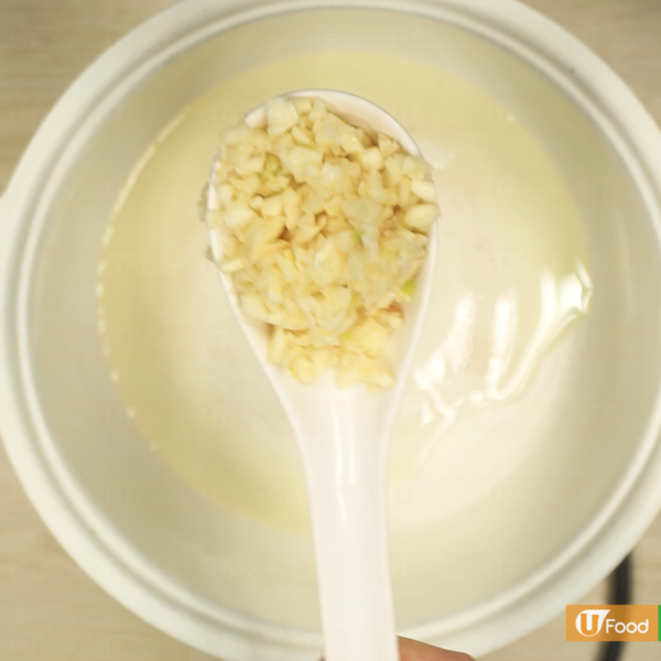 雞翅的做法大全家常 3款簡(jiǎn)易雞翼食譜 雞翅的做法大全家常 3款簡(jiǎn)易雞翼食譜