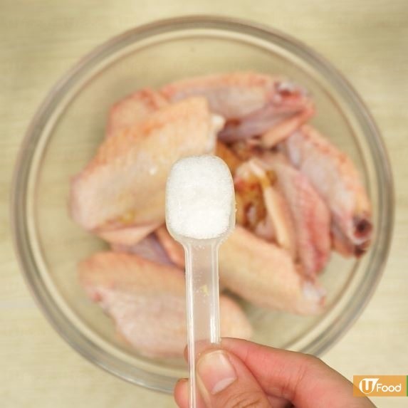 雞翅的做法大全家常 3款簡(jiǎn)易雞翼食譜 雞翅的做法大全家常 3款簡(jiǎn)易雞翼食譜