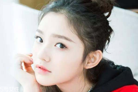 如何化妝使眼睛變大？落日線放大雙眼