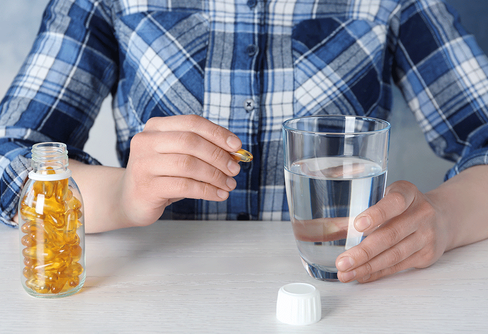 眼睛干澀吃魚(yú)肝油好還是魚(yú)油好 眼睛干澀吃魚(yú)肝油好還是魚(yú)油好