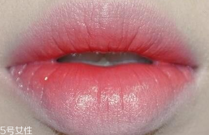 學(xué)生素顏妝怎么畫？小心機(jī)get