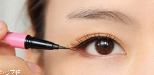 淑女妝怎么畫(huà)清新自然？教你化一個(gè)撩倒男神的妝