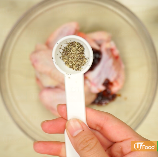 雞翅的做法大全家常 3款簡(jiǎn)易雞翼食譜 雞翅的做法大全家常 3款簡(jiǎn)易雞翼食譜