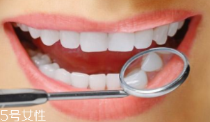 牙線和漱口水是否必要？抑菌護(hù)牙好習(xí)慣