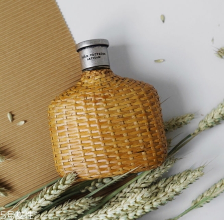 john varvatos算幾線品牌？紅毯明星鐘愛(ài)的北美品牌