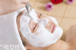 面膜和其他產(chǎn)品區(qū)別是什么？面膜保濕時間短