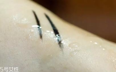 2022哪個牌子眼線膠筆最好用？