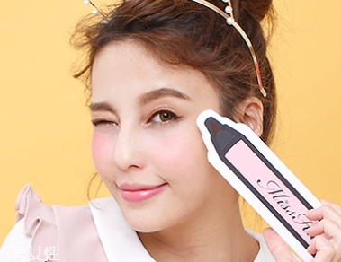 眼線膠筆怎么削？塑料眼線筆不是難題