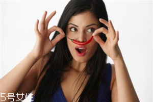 開(kāi)眼角后多久可以吃辣？開(kāi)眼角后不宜吃過(guò)多醬油