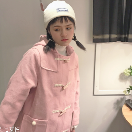 2018年流行什么款式大衣？這幾款大衣一定要有