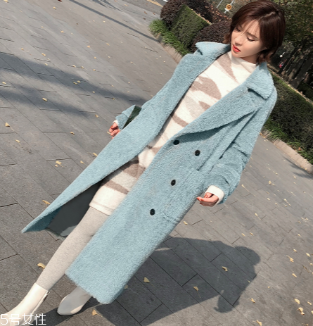 2018年流行什么款式大衣？這幾款大衣一定要有