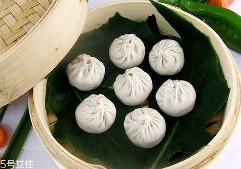 小籠包蒸多長時間 大約15分鐘左右 小籠包蒸多長時間 大約15分鐘左右