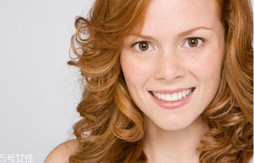 怎么預防開眼角疤痕增生？保證手術(shù)部位的清潔護理