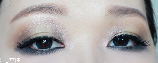 個(gè)性壞女孩妝容教程 學(xué)會(huì)快速化妝 個(gè)性壞女孩妝容教程 學(xué)會(huì)快速化妝