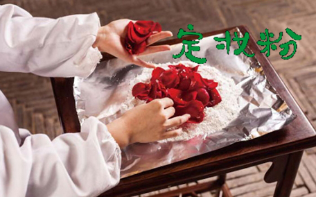 膚色不均用什么粉餅好 粉餅顏色深了怎么辦