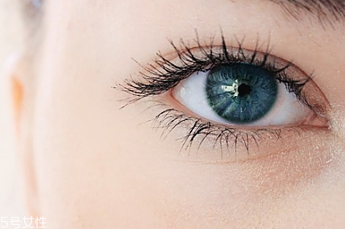 開(kāi)眼角有什么風(fēng)險(xiǎn)？開(kāi)眼角并不適合所有人