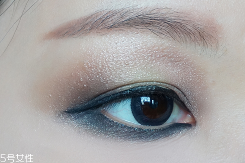 個(gè)性壞女孩妝容教程 學(xué)會(huì)快速化妝 個(gè)性壞女孩妝容教程 學(xué)會(huì)快速化妝