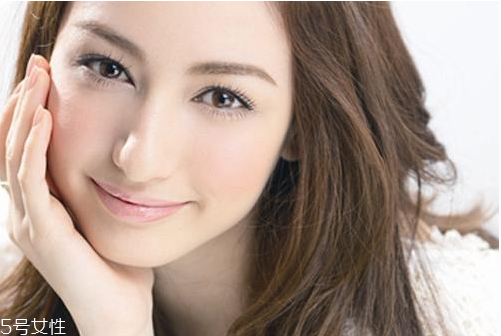 開眼角后多久可以消腫？開眼角疤痕不會完全消失