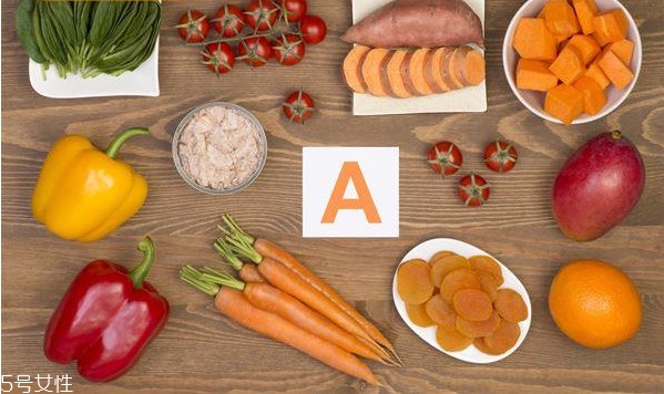 預(yù)防黃斑部病變吃什么好 必吃5大營養(yǎng)素 預(yù)防黃斑部病變吃什么好 必吃5大營養(yǎng)素
