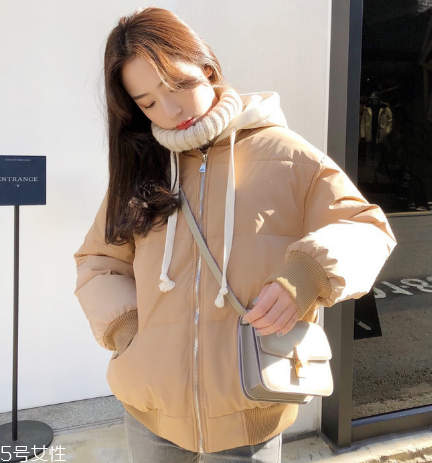 棉襖粘毛怎么辦？這樣做輕松解除煩惱