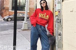 紅色衛(wèi)衣適合什么人穿？紅紅火火過新年