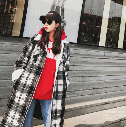 紅色衛(wèi)衣適合什么人穿？紅紅火火過新年