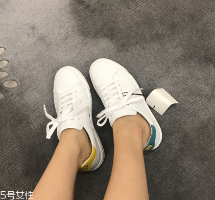 2022流行的小白鞋品牌 今年最火爆的小白鞋品牌 2022流行的小白鞋品牌 今年最火爆的小白鞋品牌