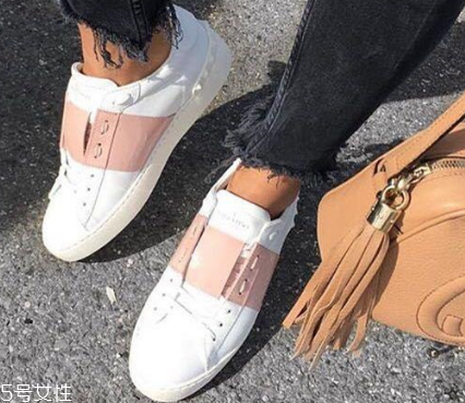 2022流行的小白鞋品牌 今年最火爆的小白鞋品牌 2022流行的小白鞋品牌 今年最火爆的小白鞋品牌