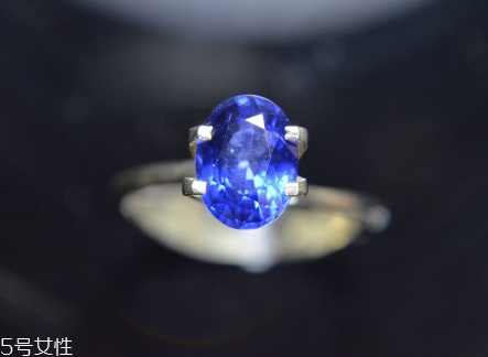 藍(lán)寶石一般多少錢一克？忠誠(chéng)與愛(ài)的象征