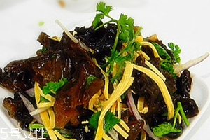 豆皮和木耳能一起吃嗎？味道非常棒