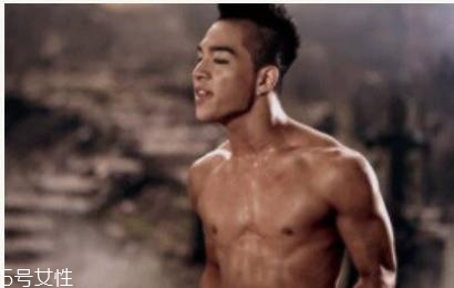 肌肉多久不練會退化 一個月以上 肌肉多久不練會退化 一個月以上