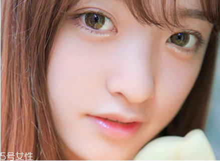 割雙眼皮要注意什么？割雙眼皮充血是正常現(xiàn)象