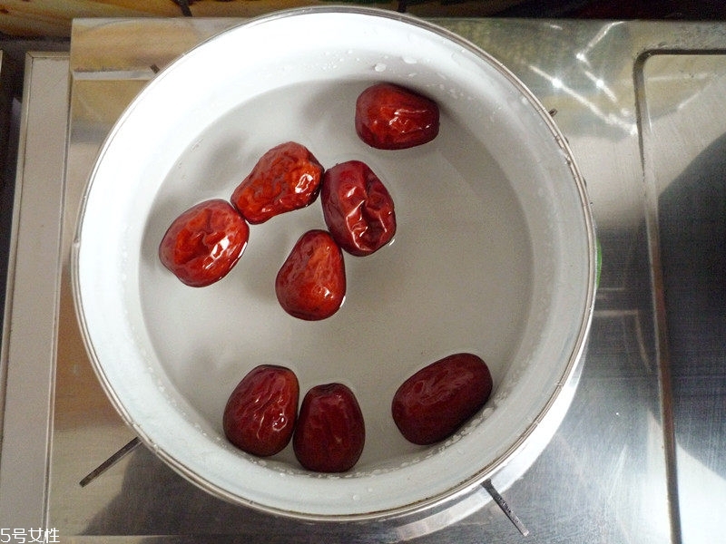 南瓜凍了還能吃嗎 可以吃 南瓜凍了還能吃嗎 可以吃