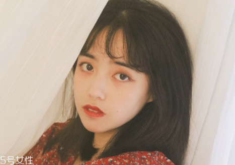 種睫毛會(huì)傷害自己原生睫毛嗎？種的睫毛教你在家卸掉