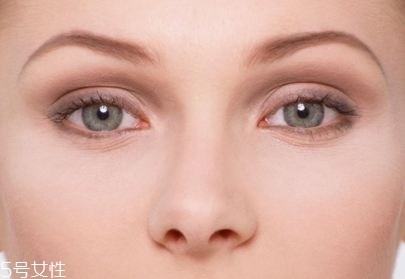 割雙眼皮后如何快速消腫？割雙眼皮正確護(hù)理比手術(shù)季節(jié)更重要