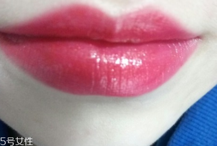 mac sweet sakura適合黃皮嗎？口紅要選擇適合自己的
